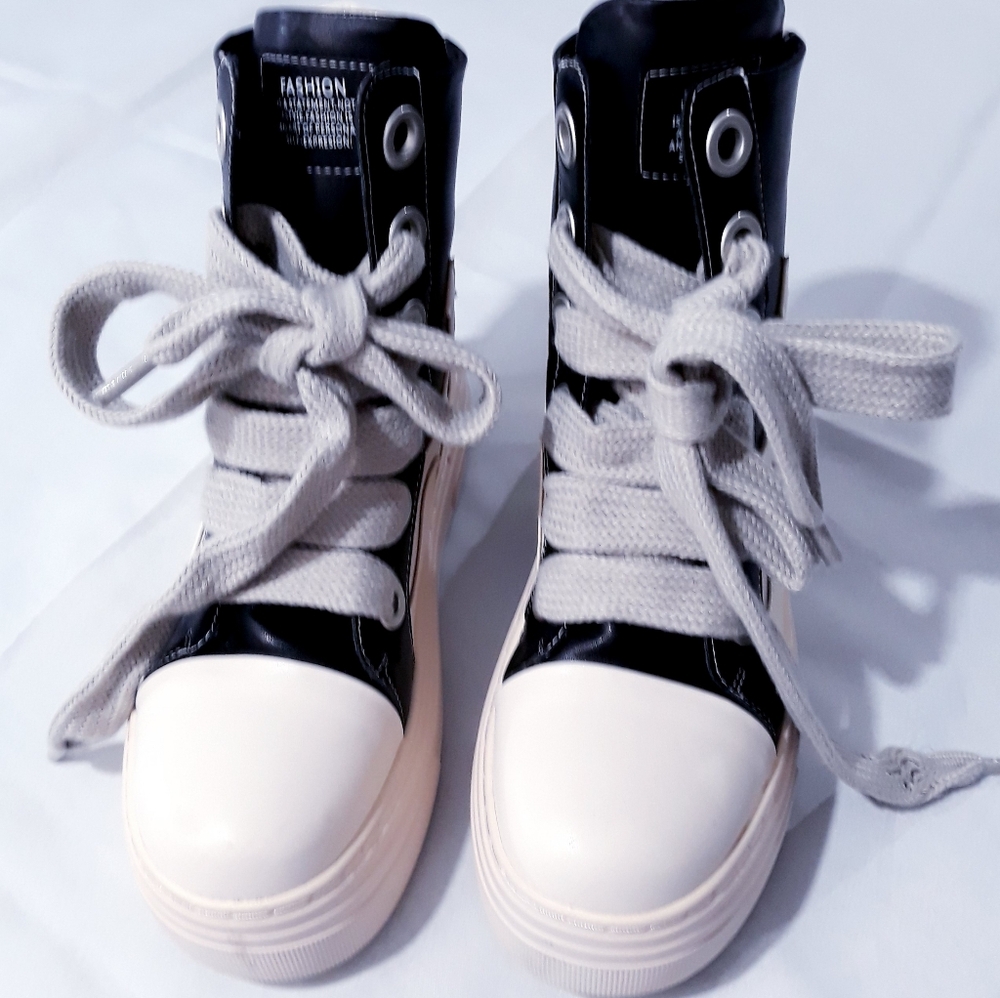 Fashion Black  White High-Top Sneakers Ankle Boots Platform Stick Sole Size 40 - Picture 4 of 12